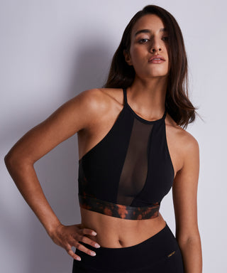 Hot Motion urheilutoppiliivi Aubade x LUZ collaboration