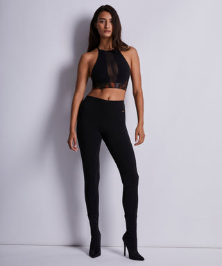 Hot Motion urheilutoppiliivi Aubade x LUZ collaboration