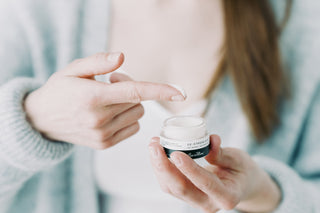 Less is More: De-Stress Eye cream SILMÄNYMPÄRYSVOIDE, 15ml